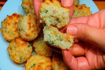 Bolinho de arroz com calabresa e parmesão conquista a web com receita assada e sem farinha